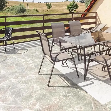 Beautiful Home In Nowe Worowo With Kitchen *