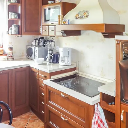Beautiful In With Kitchen Semesterbostad